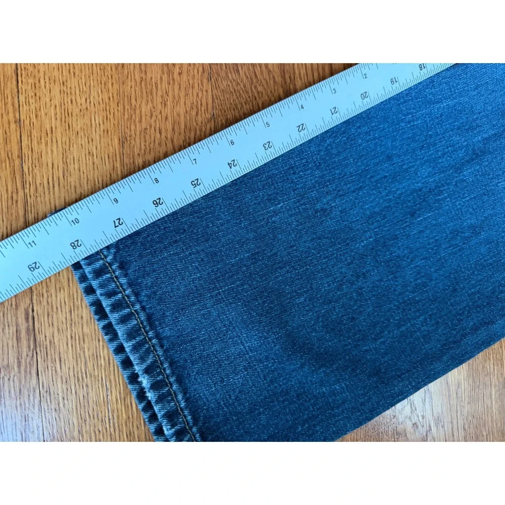 Levis 514 Slim Straight Jeans Mens 31x30 Medium Wash Blue Denim Pants